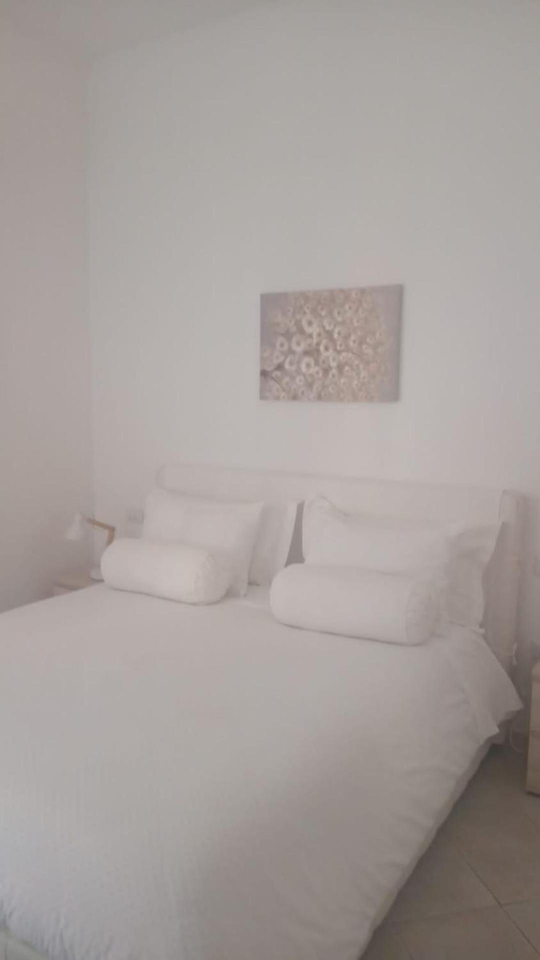 Civico 16A - Apartment - With Private Parking Quartu SantʼElena Exteriör bild